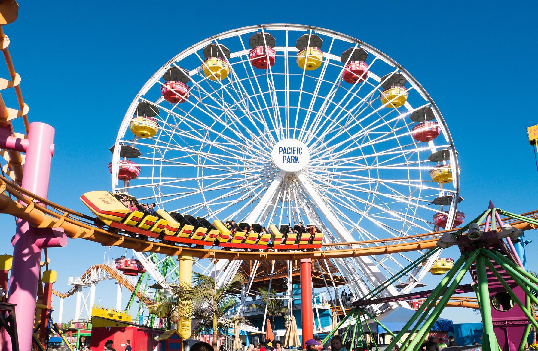 6 Ways to Keep Kids Safe at Amusement Parks –